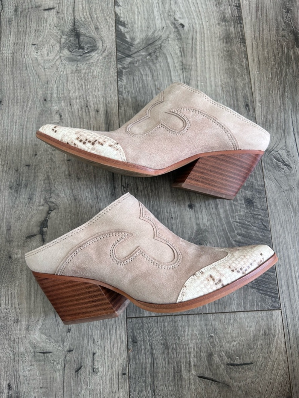 Dolce Vita Lars Leather Mule in Dune Suede Western Size 9.5 - Picture 6 of 12